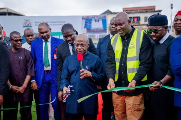 GOVERNOR ALEX OTTI RAISES HOPE IN ABIA HEALTH SECTOR AS HE COMMISSIONS WATER AND SOLAR POWER PROJECTS